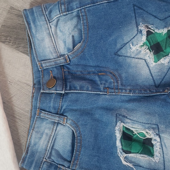 St Patty's day Jeans And Shirt set 3t Nwot - Picture 3 of 6